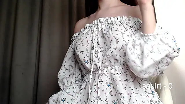 ElliaSquirtGirl online show from March 15, 2025, 8:48 am