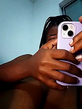 Snapshot of Daniela518 chatting on March 11, 2026, 4:39 am Daniela518 online show from March 11, 2026, 4:39 am