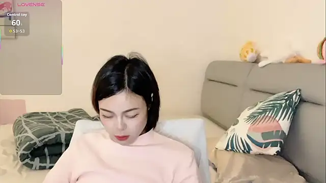 Linda-LL online show from April 23, 2026, 3:46 am