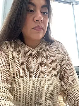 Iam  Cristal online show from February 2, 2026, 9:58 pm