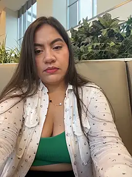 Iam  Cristal online show from June 16, 2026, 10:32 pm