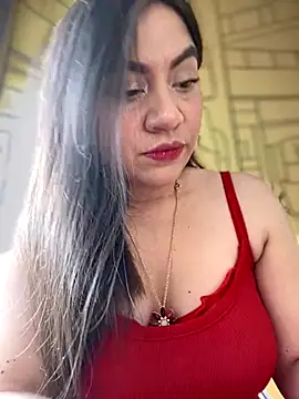 Snapshot of Iam__Cristal chatting on October 8, 2025, 9:15 pm Iam Cristal online show from October 8, 2025, 9:15 pm