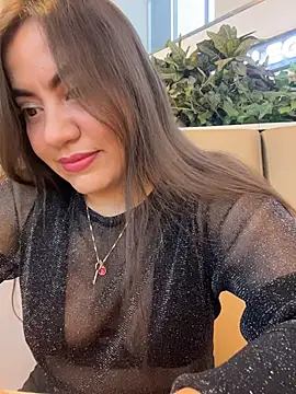 Iam  Cristal online show from May 14, 2026, 10:18 pm