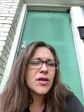 Snapshot of IvanaPlenty chatting on June 15, 2026, 11:10 am IvanaPlenty online show from June 15, 2026, 11:10 am