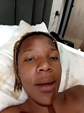 SHANTYBABE online show from September 30, 2025, 12:55 pm