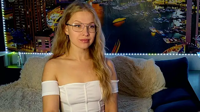 Snapshot of pusyavykusya chatting on October 16, 2025, 10:01 am pusyavykusya online show from October 16, 2025, 10:01 am