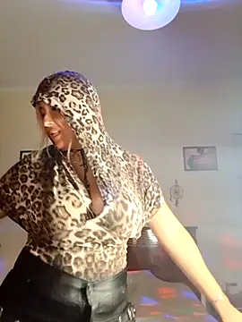 DesireSatler online show from March 13, 2026, 3:22 am