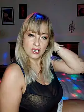 Snapshot of DesireSatler chatting on August 7, 2026, 3:34 am DesireSatler online show from August 7, 2026, 3:34 am