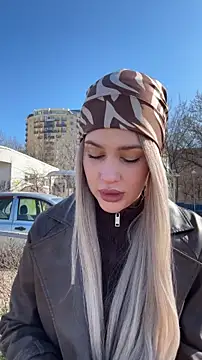 KikiWatson online show from March 8, 2026, 7:44 am