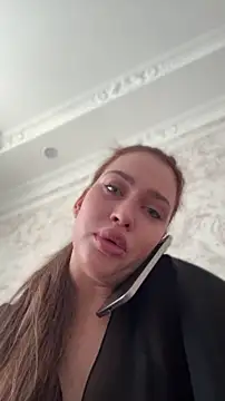 KikiWatson online show from May 10, 2026, 8:29 am