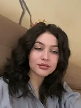 Snapshot of KikiWatson chatting on February 24, 2025, 12:16 pm KikiWatson online show from February 24, 2025, 12:16 pm