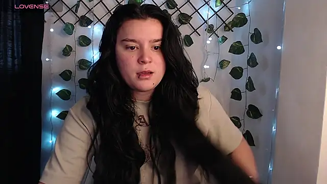 Nika 1  online show from May 2, 2026, 9:42 pm