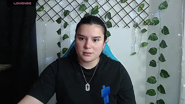 Snapshot of Nika_1_ chatting on July 11, 2026, 1:28 am Nika 1 online show from July 11, 2026, 1:28 am