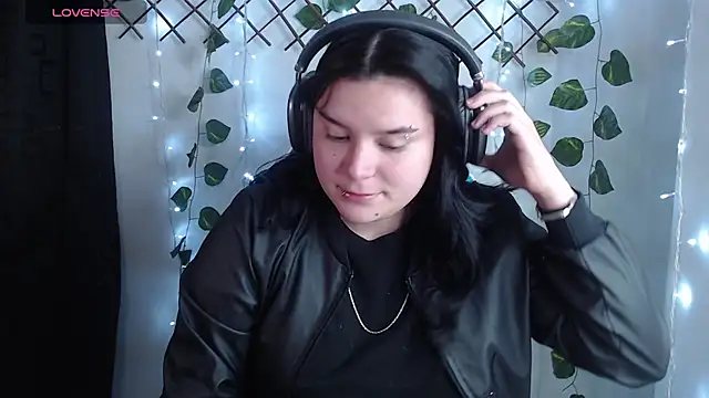 Snapshot of Nika_1_ chatting on July 31, 2026, 12:54 am Nika 1 online show from July 31, 2026, 12:54 am