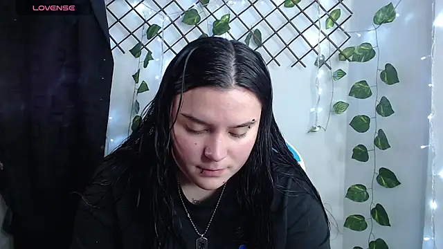 Snapshot of Nika_1_ chatting on July 10, 2026, 12:32 am Nika 1 online show from July 10, 2026, 12:32 am