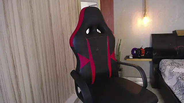 hera divine online show from November 6, 2025, 9:30 pm