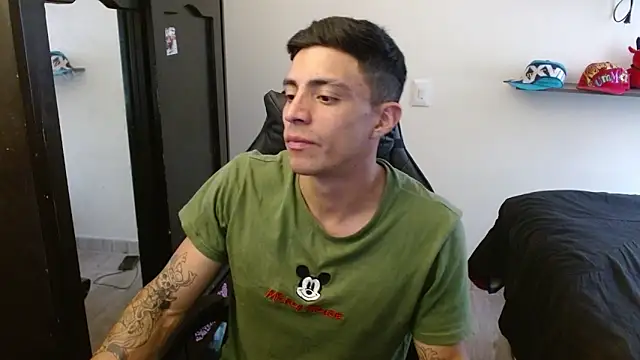 Snapshot of kv___xxx_ chatting on November 11, 2025, 5:19 pm kv xxx online show from November 11, 2025, 5:19 pm