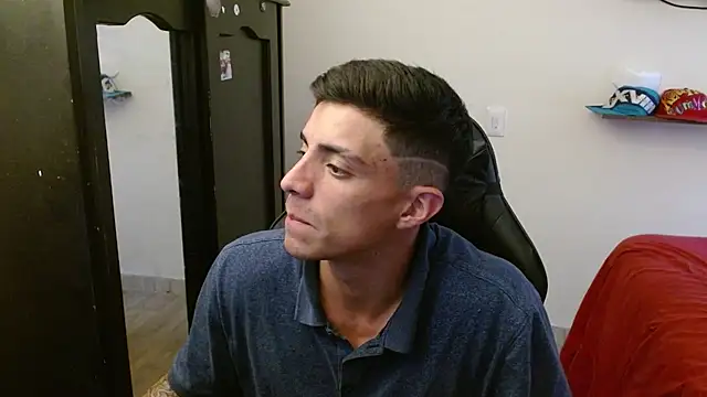 Snapshot of kv___xxx_ chatting on November 21, 2025, 7:57 pm kv xxx online show from November 21, 2025, 7:57 pm