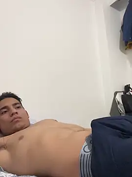 Snapshot of stiven-p23 chatting on November 5, 2025, 3:31 am stiven-p23 online show from November 5, 2025, 3:31 am