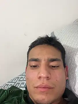 Snapshot of stiven-p23 chatting on October 24, 2025, 3:27 am stiven-p23 online show from October 24, 2025, 3:27 am