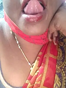 Snapshot of sana14 chatting on November 26, 2025, 4:34 am sana14 online show from November 26, 2025, 4:34 am