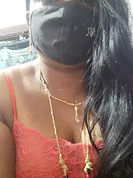 Snapshot of sana14 chatting on November 18, 2025, 10:13 pm sana14 online show from November 18, 2025, 10:13 pm