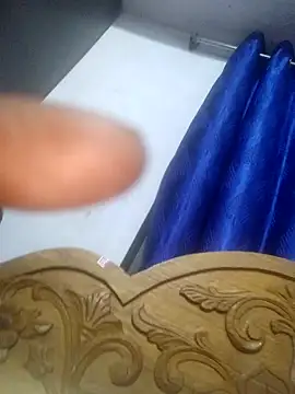 Snapshot of sana14 chatting on November 23, 2025, 6:40 pm sana14 online show from November 23, 2025, 6:40 pm