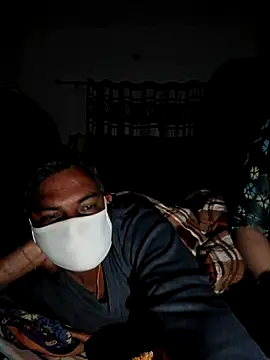 Snapshot of menakshiiikaur chatting on January 12, 2026, 6:15 pm menakshiiikaur online show from January 12, 2026, 6:15 pm