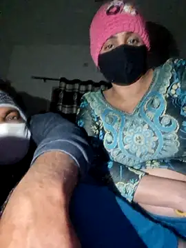 Snapshot of menakshiiikaur chatting on January 17, 2026, 5:05 pm menakshiiikaur online show from January 17, 2026, 5:05 pm