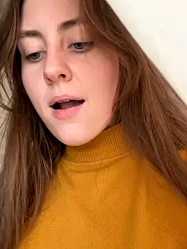 Snapshot of Topvi_ chatting on October 8, 2025, 1:56 pm Topvi online show from October 8, 2025, 1:56 pm