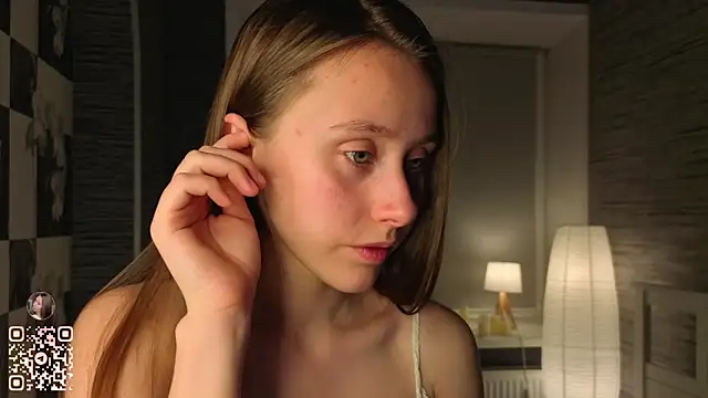 Snapshot of EthalBuffkin chatting on October 15, 2025, 8:06 pm EthalBuffkin online show from October 15, 2025, 8:06 pm