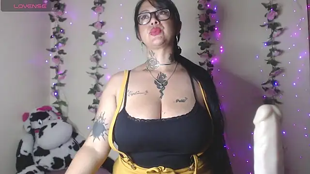 Saloome- online show from May 5, 2026, 11:19 pm