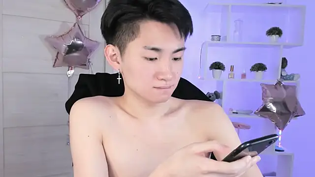 Miram Yu online show from December 5, 2024, 3:01 pm
