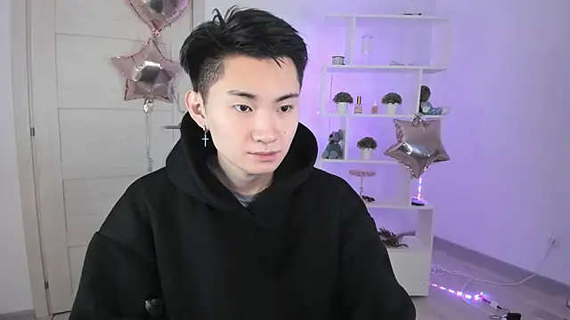 Miram Yu online show from December 2, 2024, 8:58 am
