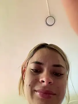 Snapshot of HannaRhodes chatting on June 12, 2026, 1:53 pm HannaRhodes online show from June 12, 2026, 1:53 pm