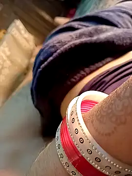 Snapshot of QUEEN-X-CPL chatting on January 19, 2025, 7:47 pm QUEEN-X-CPL online show from January 19, 2025, 7:47 pm