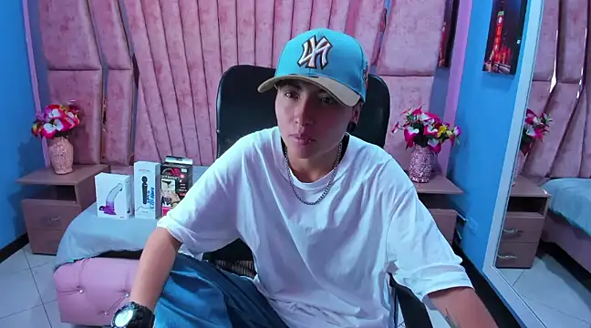 Snapshot of Im_Mathias chatting on March 5, 2025, 2:46 am Im Mathias online show from March 5, 2025, 2:46 am