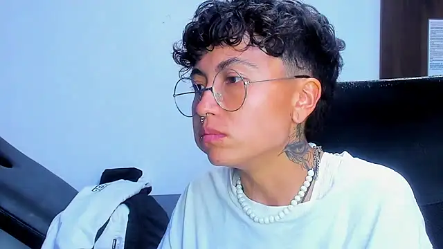 Snapshot of Im_Mathias chatting on February 17, 2026, 3:37 am Im Mathias online show from February 17, 2026, 3:37 am