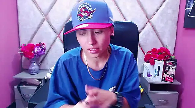 Snapshot of Im_Mathias chatting on February 18, 2025, 1:54 am Im Mathias online show from February 18, 2025, 1:54 am