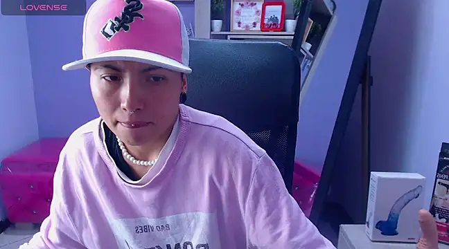 Snapshot of Im_Mathias chatting on March 7, 2025, 2:15 am Im Mathias online show from March 7, 2025, 2:15 am