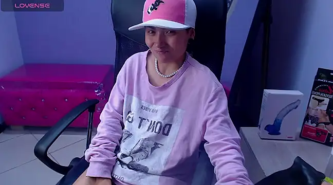 Snapshot of Im_Mathias chatting on March 7, 2025, 11:29 am Im Mathias online show from March 7, 2025, 11:29 am