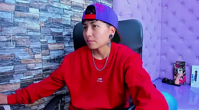 Snapshot of Im_Mathias chatting on February 26, 2025, 2:19 am Im Mathias online show from February 26, 2025, 2:19 am