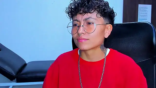 Snapshot of Im_Mathias chatting on February 15, 2026, 3:07 am Im Mathias online show from February 15, 2026, 3:07 am