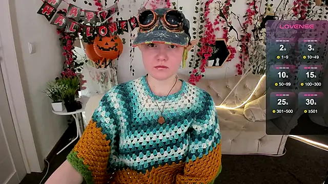 Snapshot of DreamyLuna chatting on October 31, 2025, 8:38 pm DreamyLuna online show from October 31, 2025, 8:38 pm