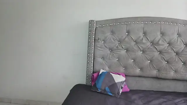 Snapshot of Nesuko_kamado_ chatting on October 30, 2025, 4:59 pm Nesuko kamado online show from October 30, 2025, 4:59 pm