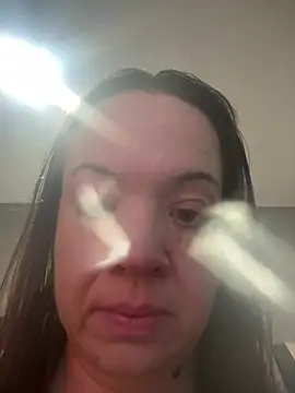 theyluvvus76 online show from February 9, 2026, 8:23 am