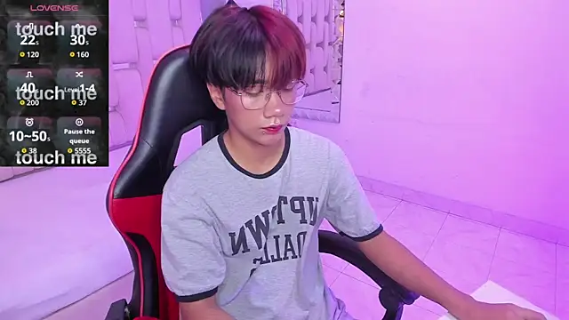 Snapshot of Eriol_ chatting on October 24, 2025, 11:53 am Eriol online show from October 24, 2025, 11:53 am