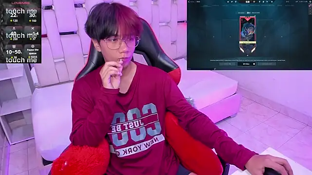 Snapshot of Eriol_ chatting on November 2, 2025, 11:48 am Eriol online show from November 2, 2025, 11:48 am