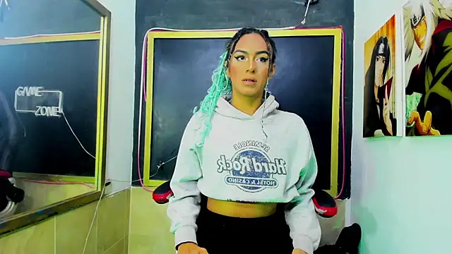 Snapshot of Isabella_stanford2 chatting on November 19, 2025, 12:38 pm Isabella stanford2 online show from November 19, 2025, 12:38 pm