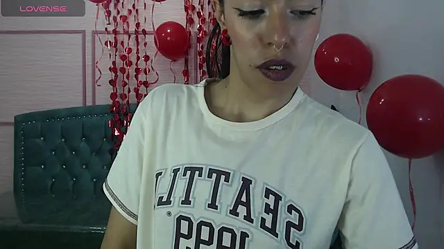 stephania t online show from February 15, 2025, 1:38 pm